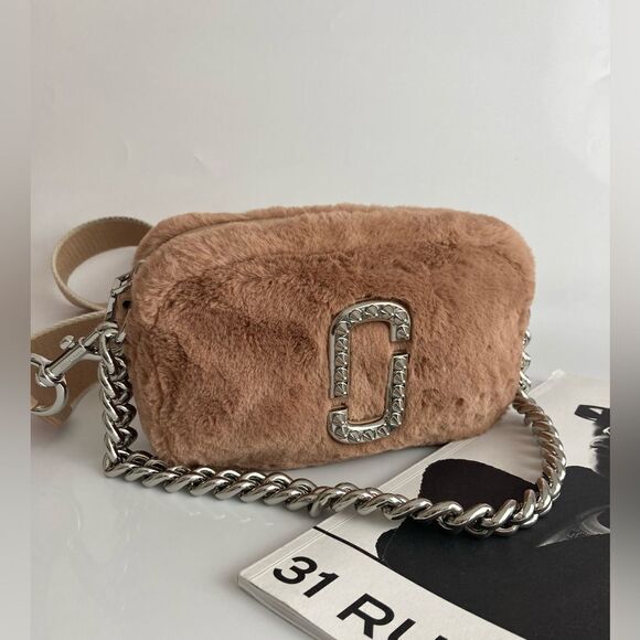 MARC JACOBS
Faux Fur Plush Snapshot Camera Bag Brown - Picture 2 of 7